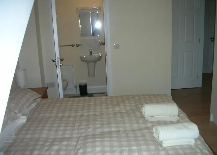 18 Carraig Naofa Feriehus